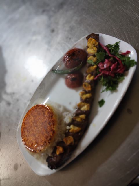 چلو کباب نگینی