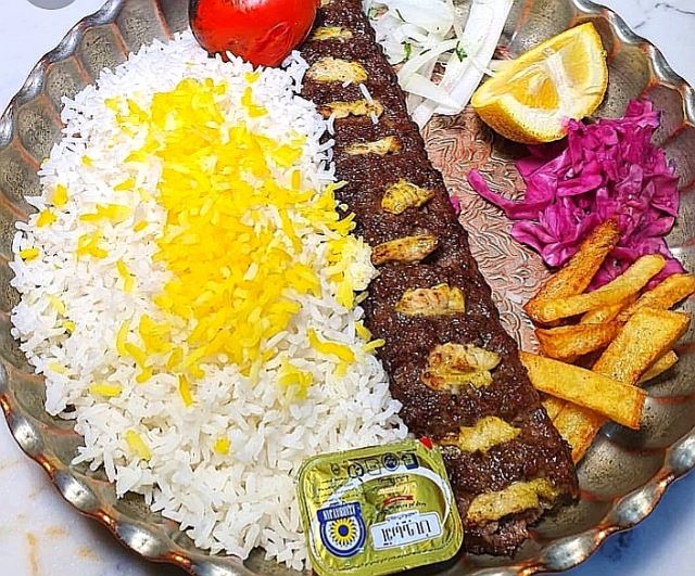 چلوکباب لقمه نگینی مخصوص