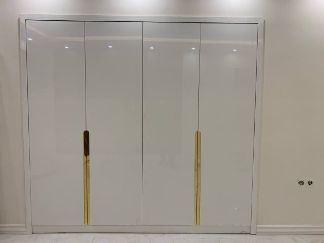 کمددیواری و تخت