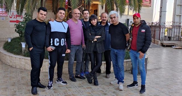 نهار به همراه هنرمندان در تالار اهورا شهرستان آمل