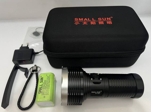 چراغهای شارژی