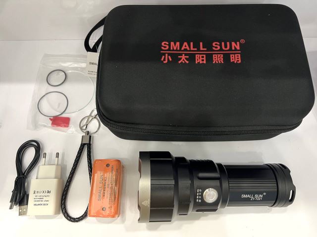 چراغهای شارژی