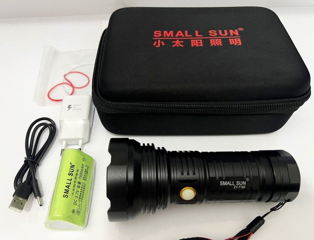 چراغهای شارژی