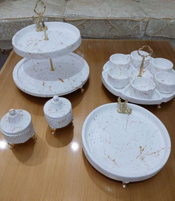 سرویس پذیرایی