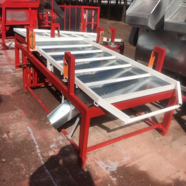 دستگاه پسته