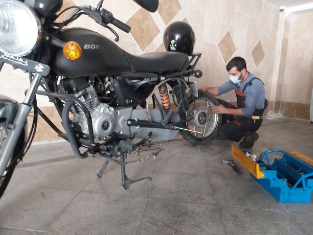 پنچرگیری سیار موتور در شهرک غرب